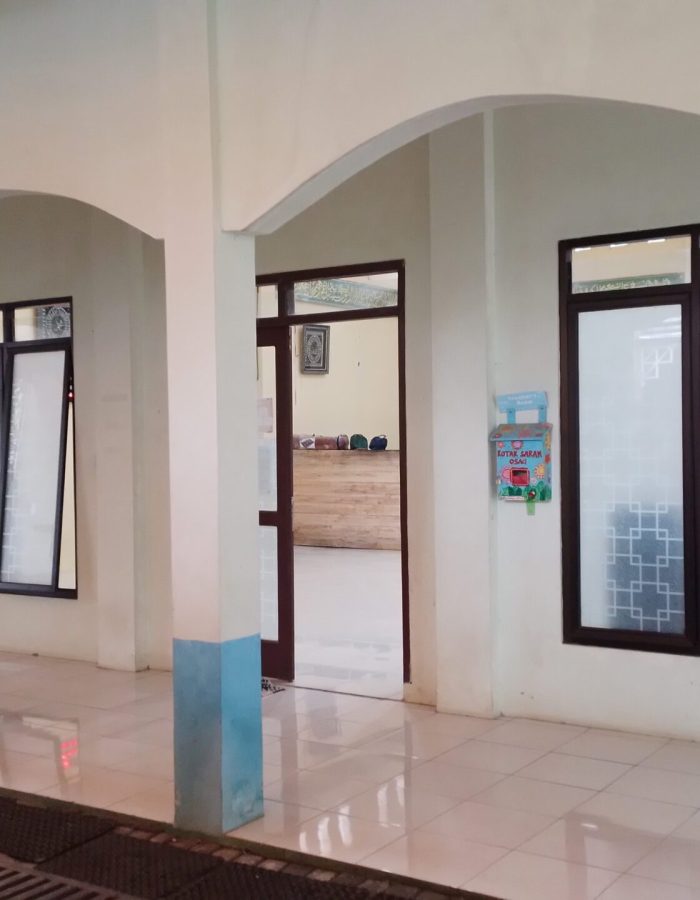 Halaman Masjid