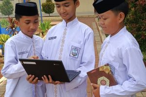 Peringatan 17 Agustus di AQL Islamic Center